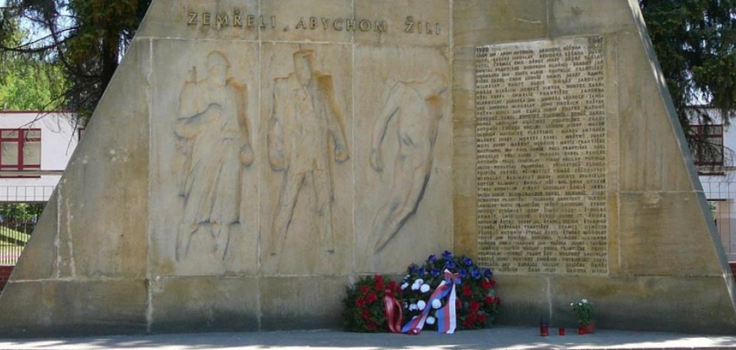 85. výročí tragické smrti posádky 311. čs. bombardovací perutě RAF