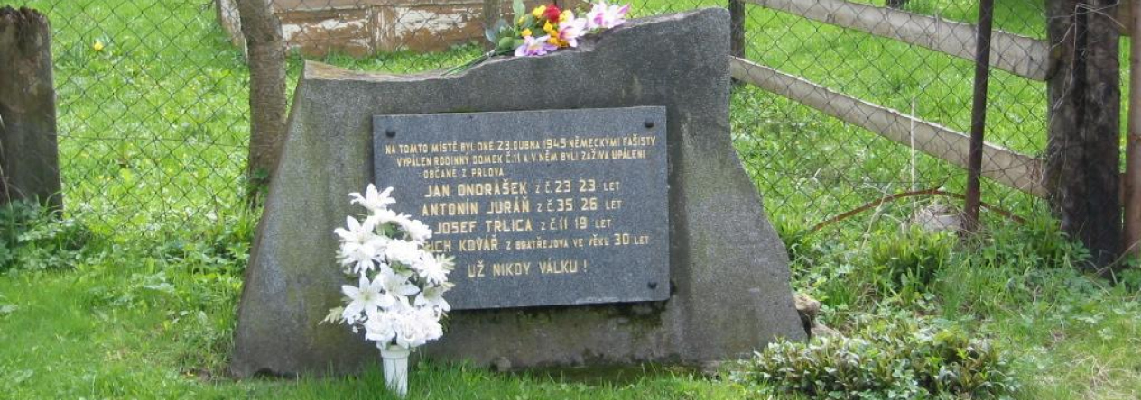 Krvavý konec války v obci Prlov
