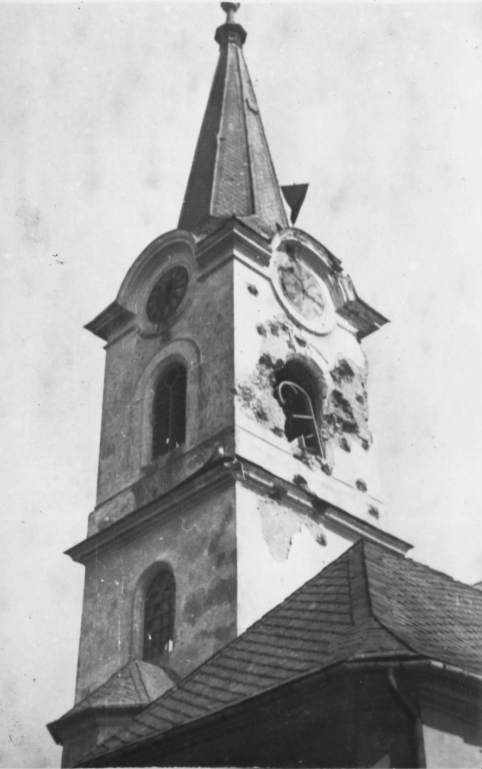 Věž kostela v obci Břest, ve které měli Němci pozorovatelnu.