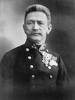 Generál plukovník (1915) Franz Conrad von Hötzendorf, náčelník generálního štábu rakousko-uherské armády.