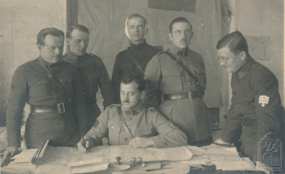Karel Mejstřík během služby na štábu 3. střelecké divize. 