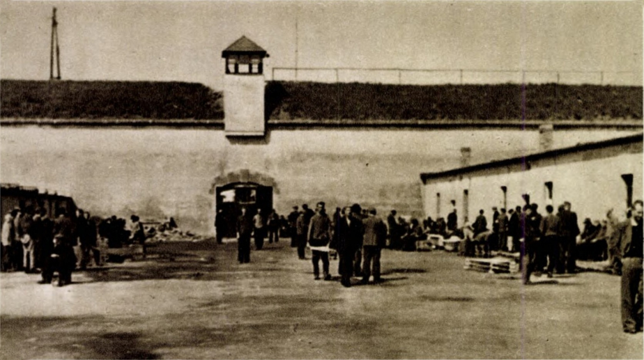 IV. dvůr Malé pevnosti Terezín po osvobození