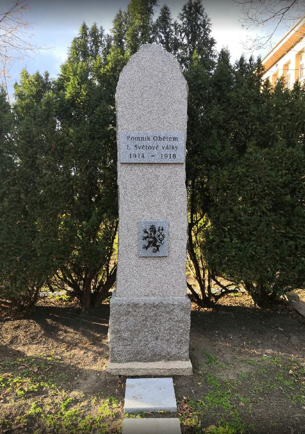Aktuální vzhled pomníku v Polepech po renovaci. 