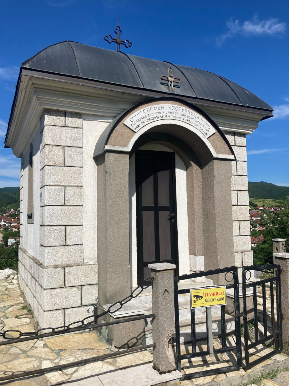 Ossarium v Rogatici.