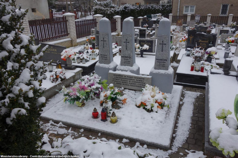 Pomník padlým československým vojákům v obci Goliszowa.