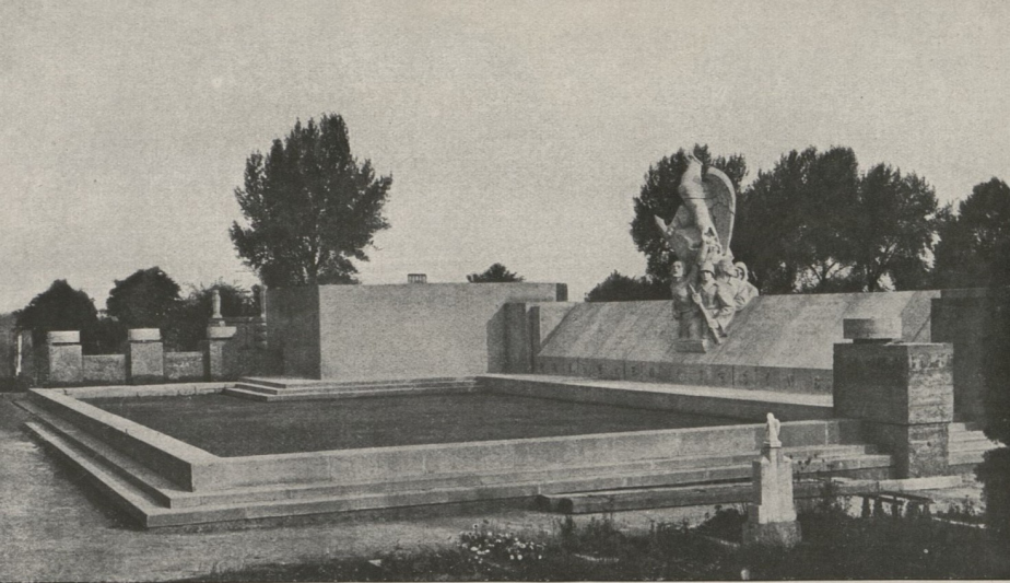 Pomníku padlým za Těšínsko po dokončení v roce 1928.