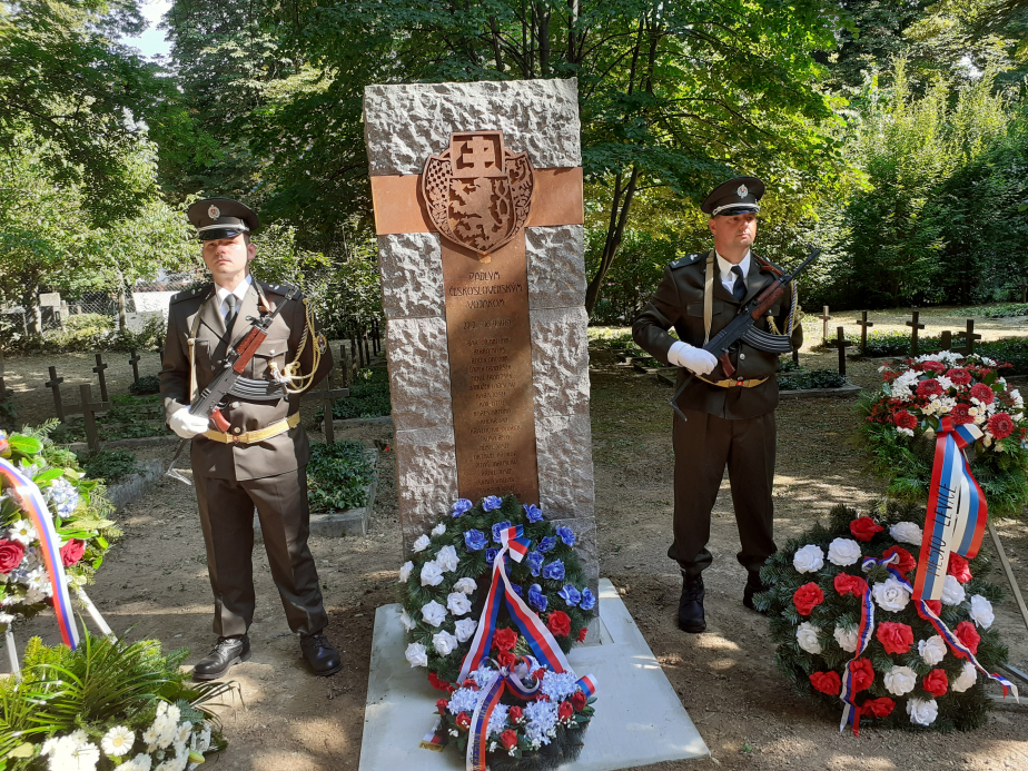 Pietní akt v Levicích.