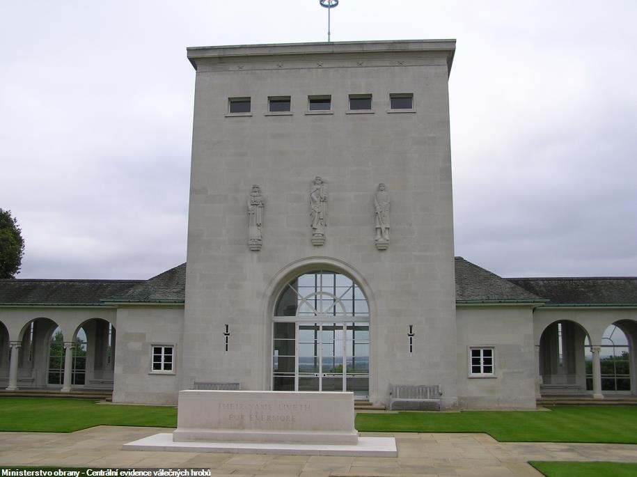 Jména padlých členů osádky Wellingtonu T2519 KX-Y jsou uvedena na deskách památníku v Runnymede v hrabství Surrey ve Velké Británii. 