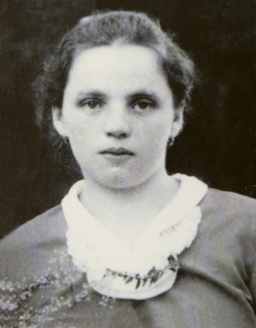 Františka Sívková, rozená Valčíková. Sestra parašutisty Josefa Valčíka ze skupiny Silver A. 