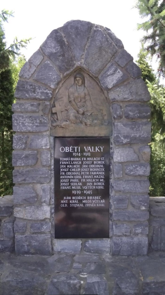 Památník obětem válek v obci Újezd u Boskovic nesoucí jméno JUDr. Bedřicha Brabce.