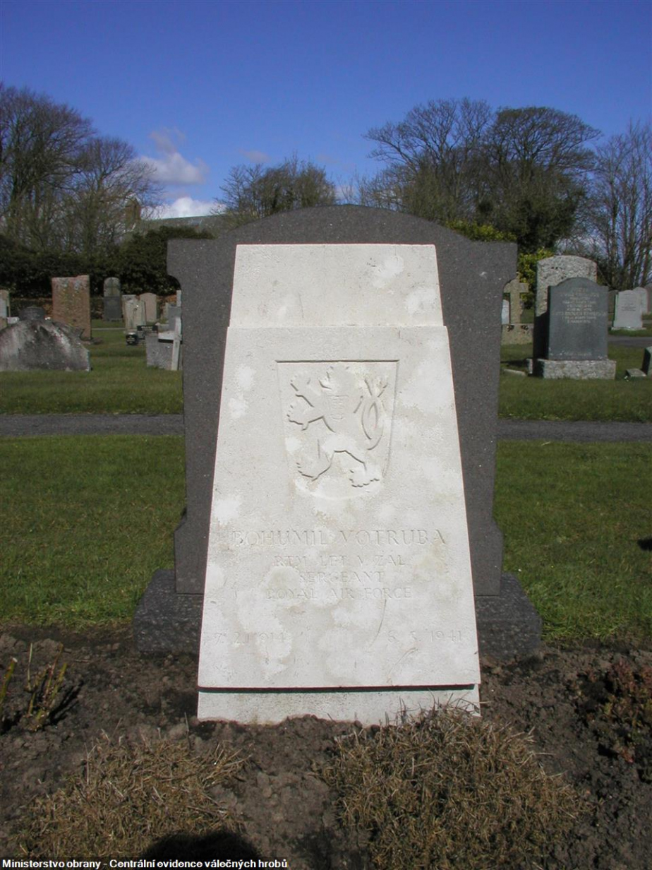 Hrob Bohumila Votruby se nachází na hřbitově Silloth (Causewayhead) Cemetery v Holme Low v hrabství Cumbria ve Velké Británii (oddělení P, hrob č. 13). 