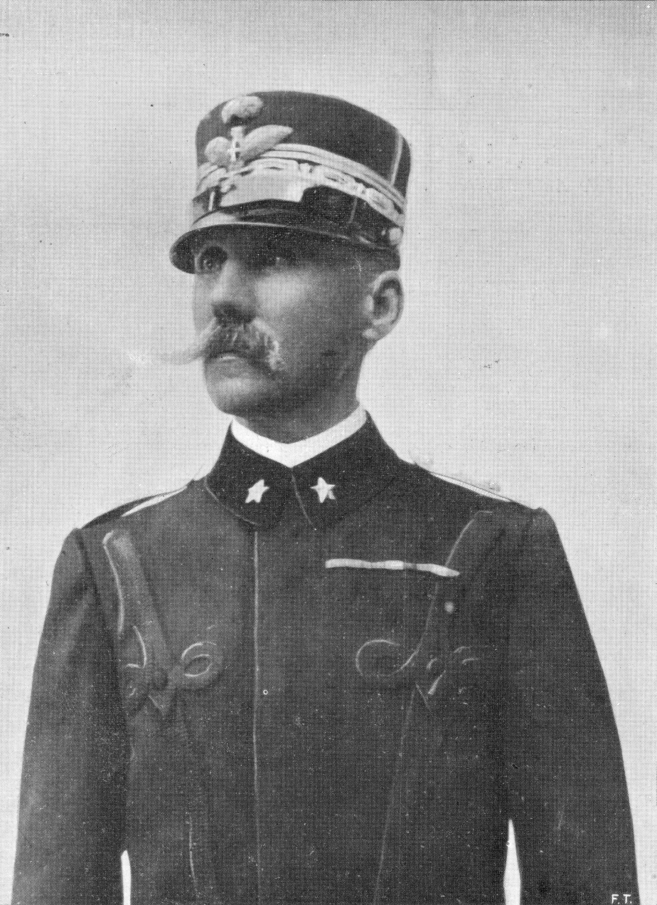 Generál Pietro Frugoni (1851–1940). V květnu 1916 byl jmenován velitelem nově vzniklé 5. armády, která měla zastavit rakousko-uherskou trentinskou ofenzivu. V polovině června 1916 jej generál Cadorna odvolal.