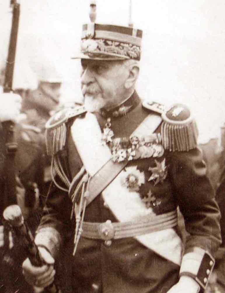 Generál Constantin Prezan (1861-1943), velitel Severní armády a náčelník rumunského generálního štábu v letech 1916–1918.