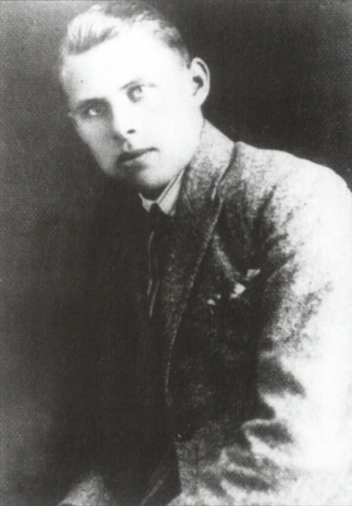 Oldřich Komberec, člen výsadků Aroš (*7. 11. 1899 Čáslav – 1. 9. 1941 Miškolc)