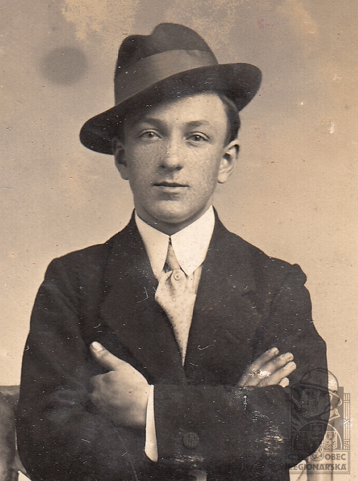 Josef Hátle, první odvedený čs. dobrovolník do britské armády. 