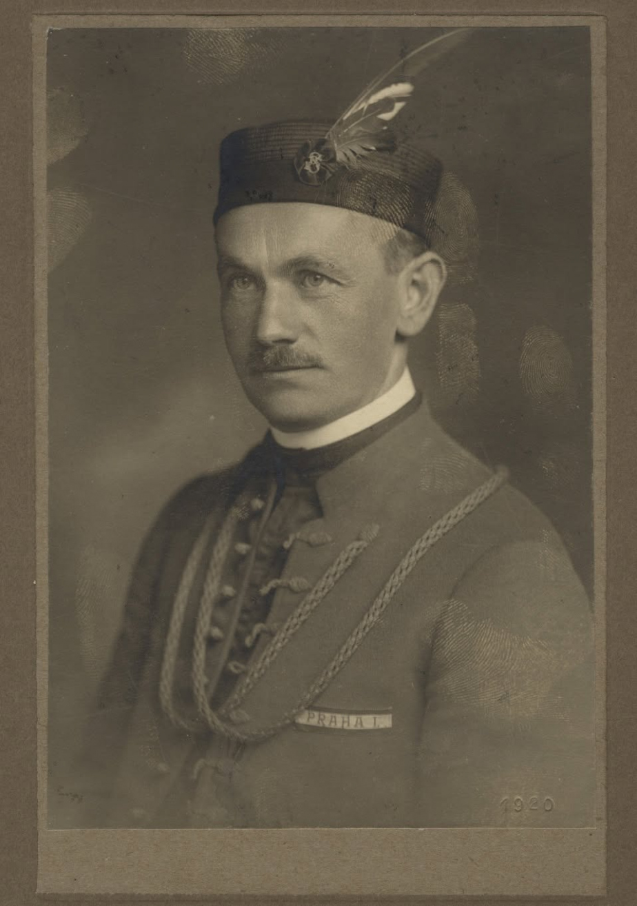 Augustin Pechlát v sokolském, rok 1920. 