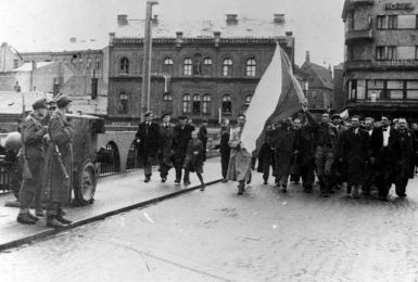 5. květen – Květnové povstání českého lidu