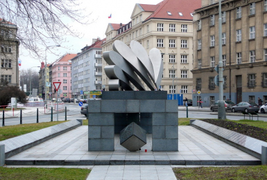 Památník padlým československým letcům ve druhé světové válce 1939-1945
