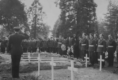 80. výročí pádu Liberatoru KG867 při přeletu do Prahy u Hartley Wintney
