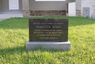 85. výročí tragické smrti letce Františka Běhala