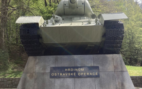 Smolkov, Hrdinům Ostravské operace.